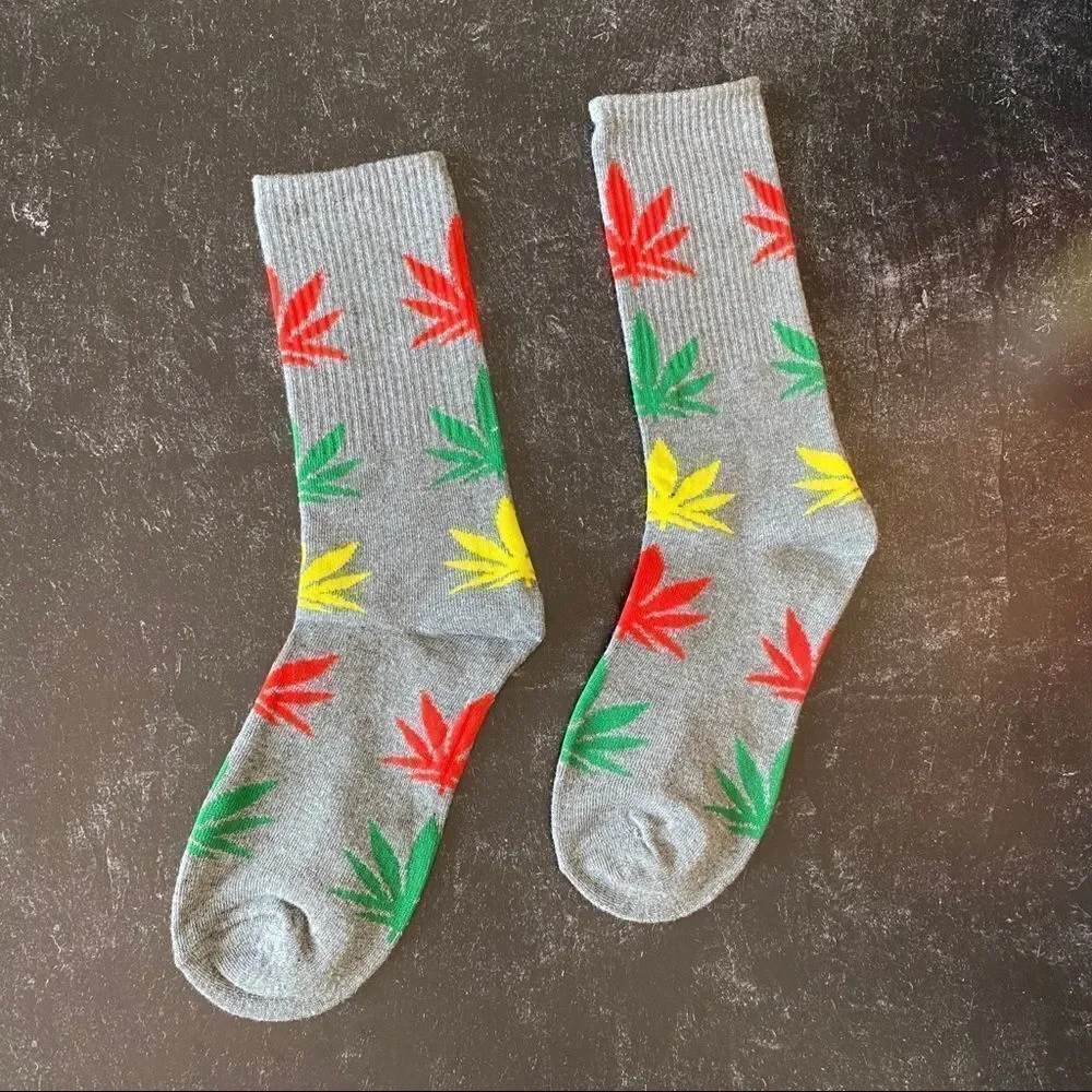Ganja GREY Rasta Leaf Socks